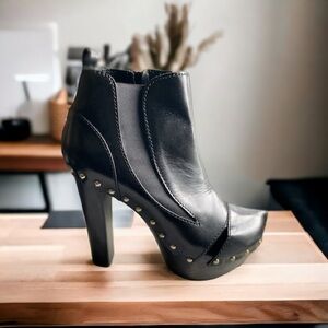 Georgina Goodman Mia 4  black leather platform heels! Excellent condition!